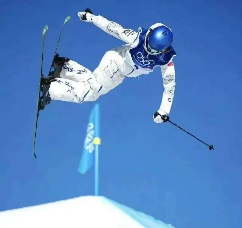 华体会体育-谷爱凌再次夺冠，有些人更恨她了